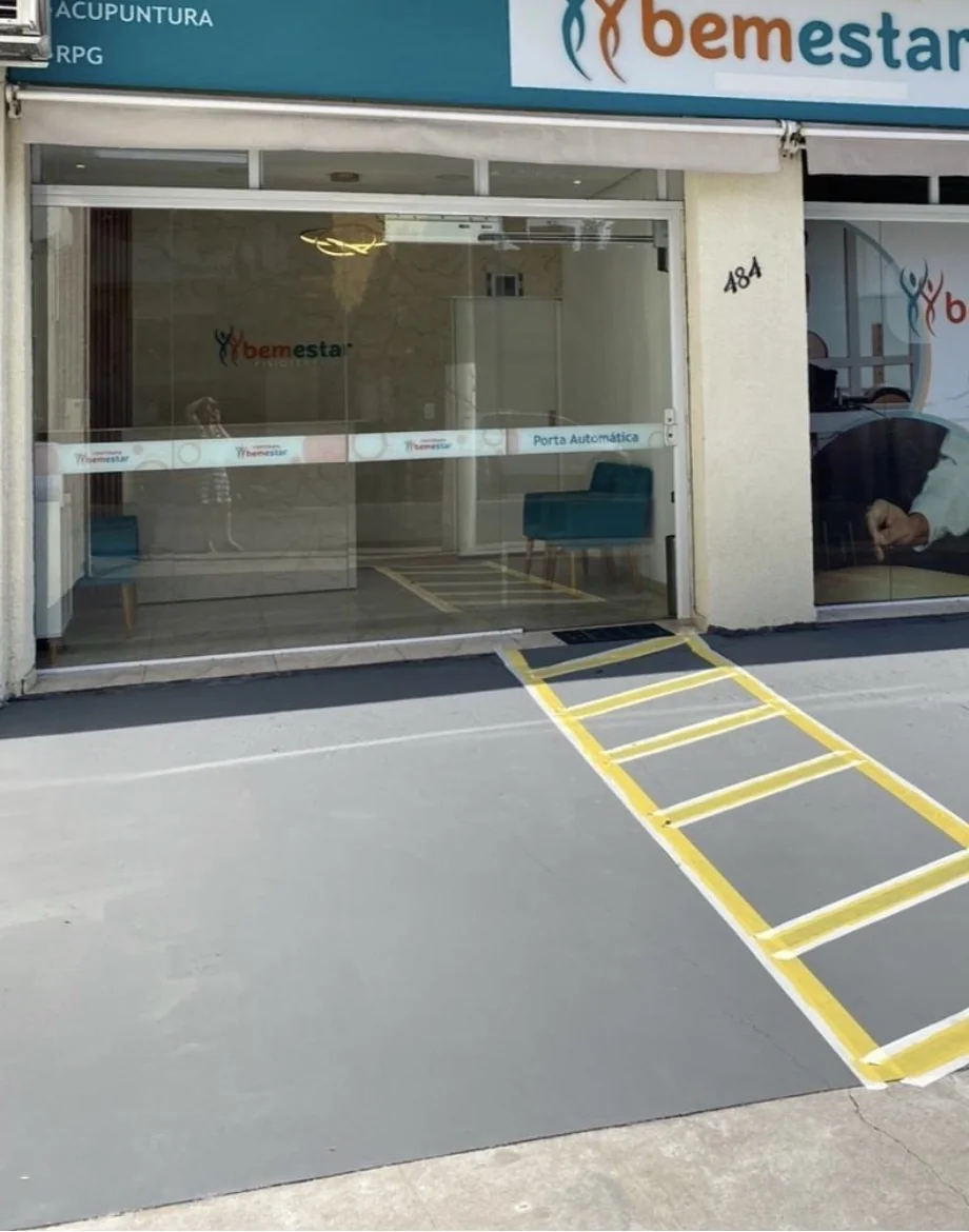Fachada da Clínica Bem-Estar em Cidade Dutra, número 484